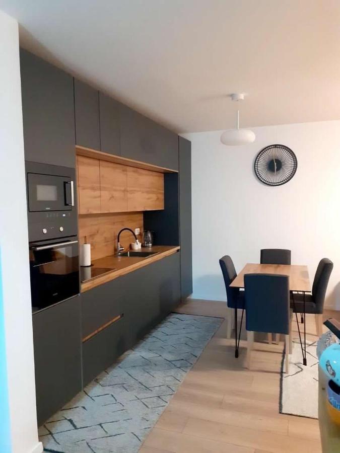 Banesa Ne Qender Te Pejes Apartman Kültér fotó